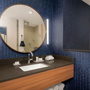Queen Suite